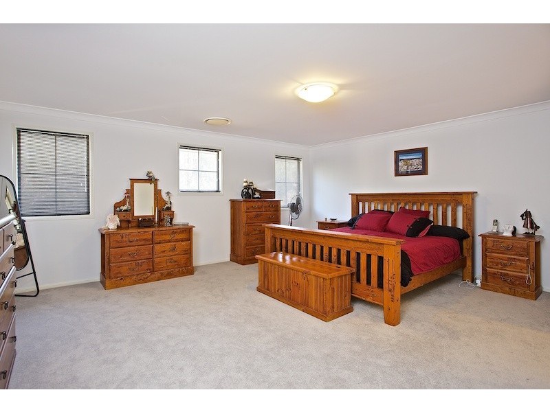 12 Ghost  Gum Close, Thornlands QLD 4164