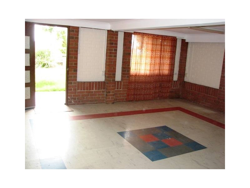 111 Thomas Street, Birkdale QLD 4159