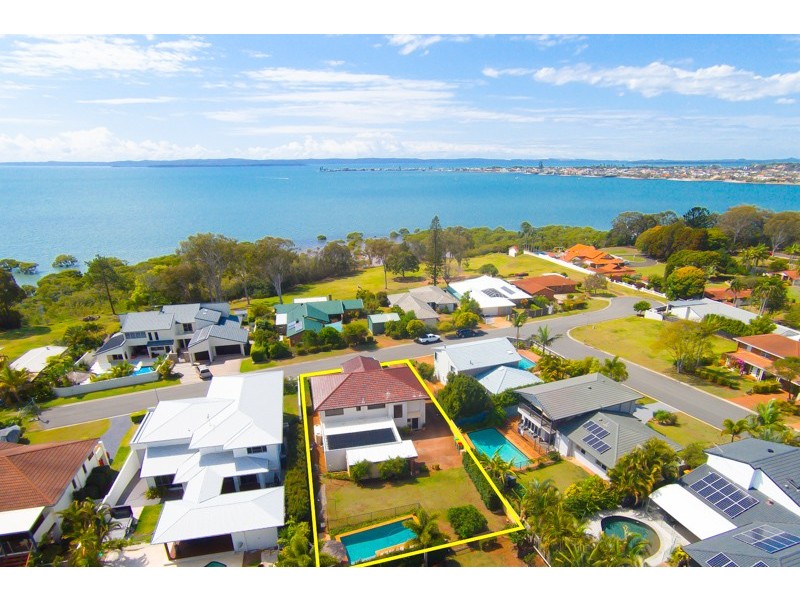 8 Outlook Parade, Ormiston QLD 4160