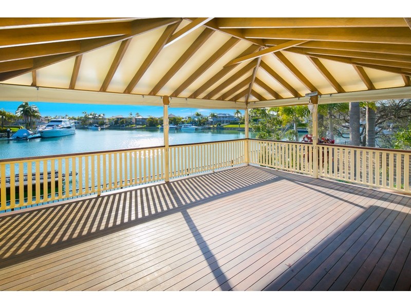 11 Captains Court, Raby Bay QLD 4163