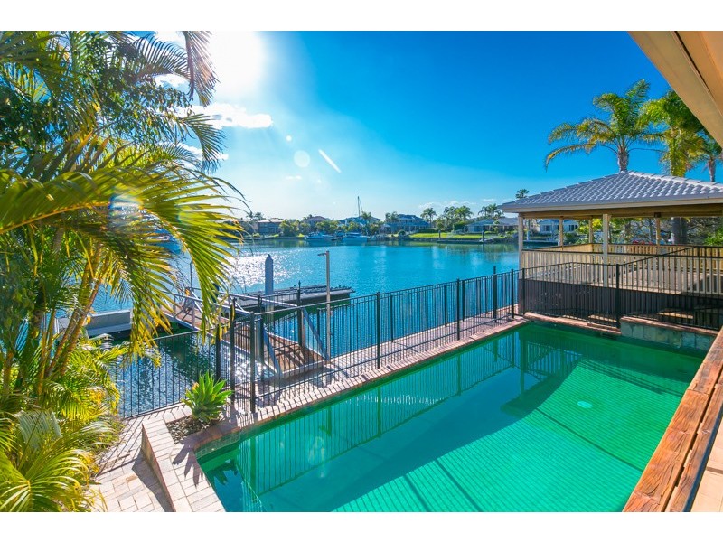 11 Captains Court, Raby Bay QLD 4163