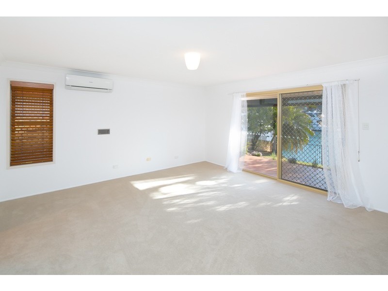 11 Captains Court, Raby Bay QLD 4163