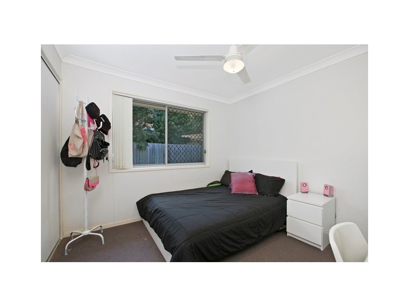 5 Shaw Place, Redland Bay QLD 4165