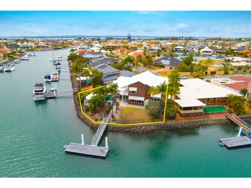 13 Captains Court, Raby Bay QLD 4163