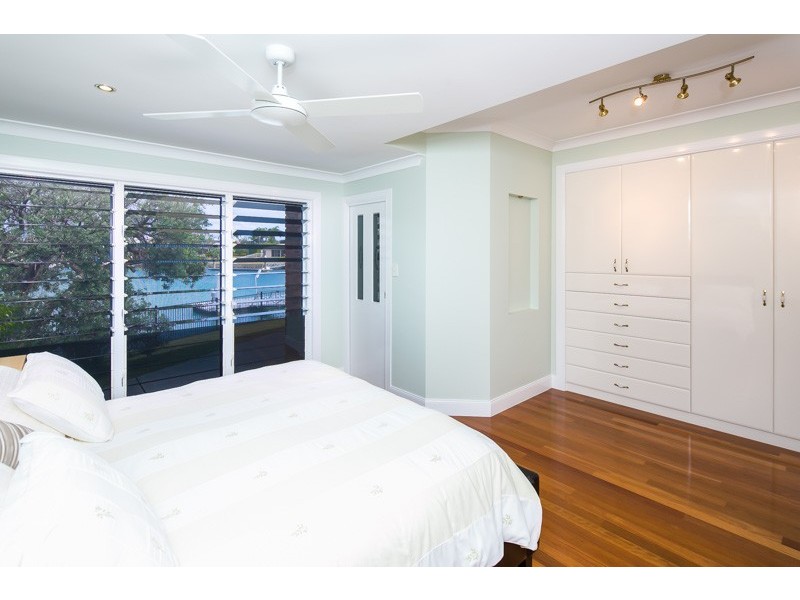 13 Captains Court, Raby Bay QLD 4163