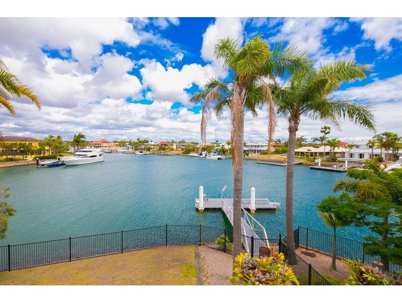 13 Captains Court, Raby Bay QLD 4163