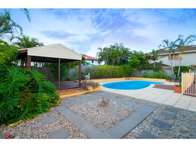 2 Sirocco Court, Ormiston QLD 4160