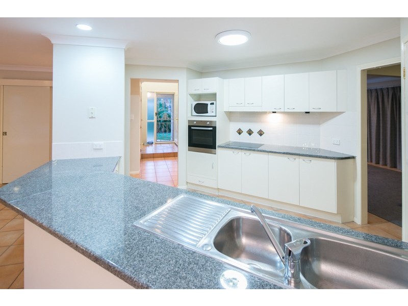 2 Sirocco Court, Ormiston QLD 4160