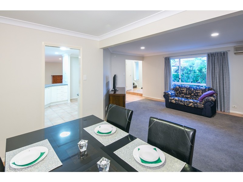 2 Sirocco Court, Ormiston QLD 4160