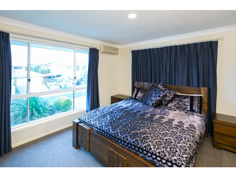 2 Sirocco Court, Ormiston QLD 4160