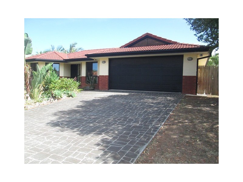 10 Jacaranda Place, Ormiston QLD 4160