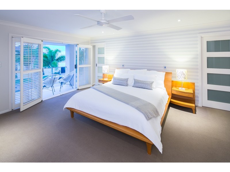 15 Sentinel Court, Raby Bay QLD 4163