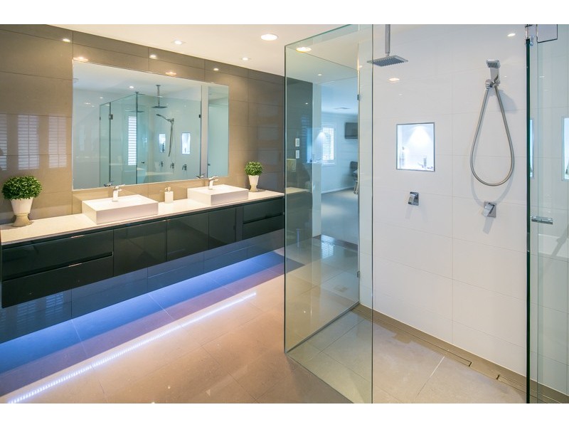 15 Sentinel Court, Raby Bay QLD 4163