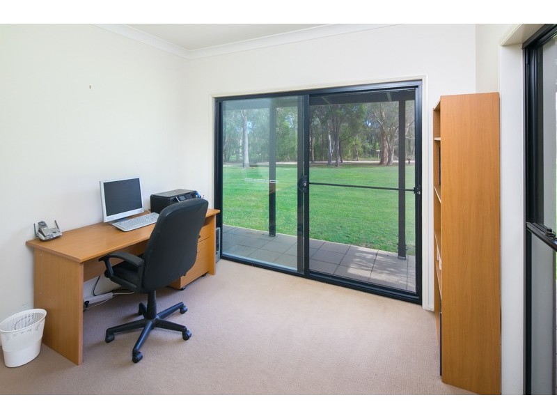 11 Ajinby Close, Thornlands QLD 4164