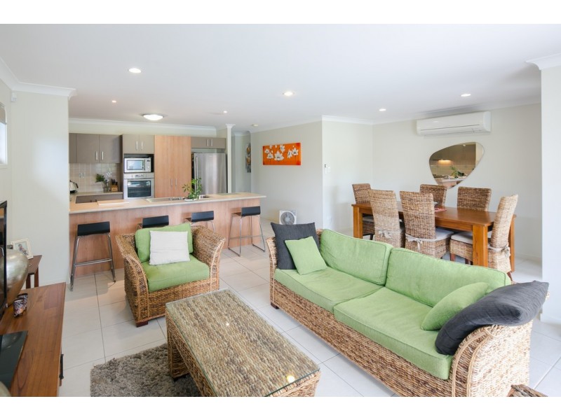 16a Long Street, Cleveland QLD 4163