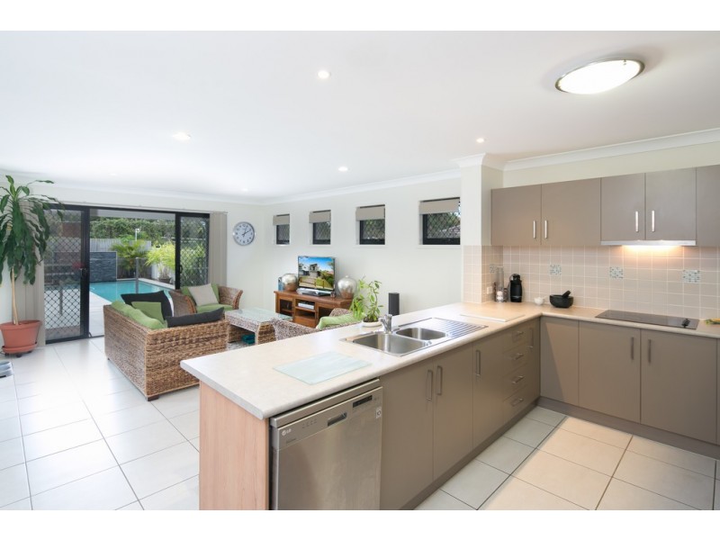 16a Long Street, Cleveland QLD 4163