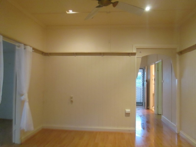 217 Middle Street, Cleveland QLD 4163