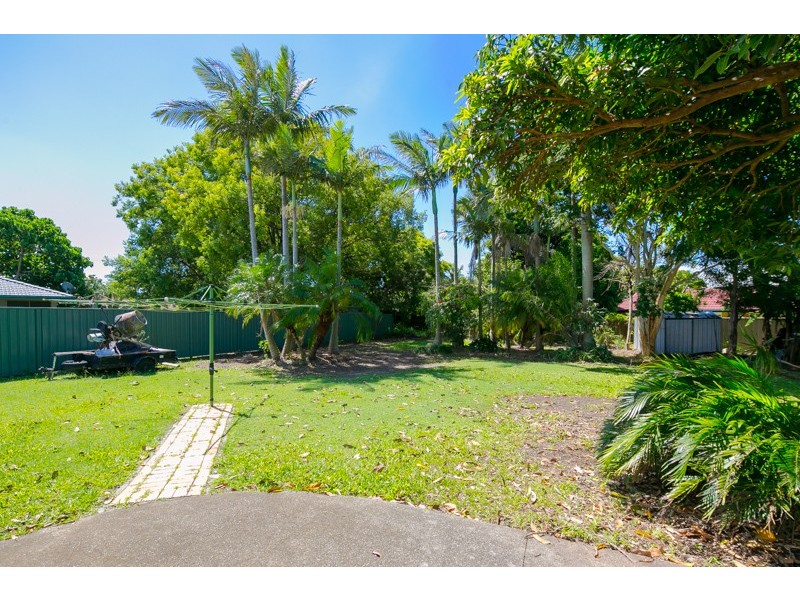 13 WISTERIA CT, Victoria Point QLD 4165