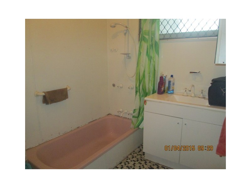 61 Valantine Road, Birkdale QLD 4159