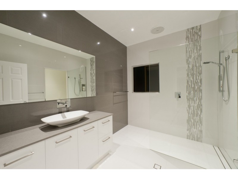 14 Water Street, Cleveland QLD 4163