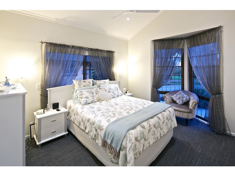 14 Water Street, Cleveland QLD 4163