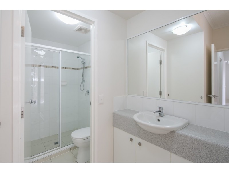 2/7-13 Shore Street East, Cleveland QLD 4163