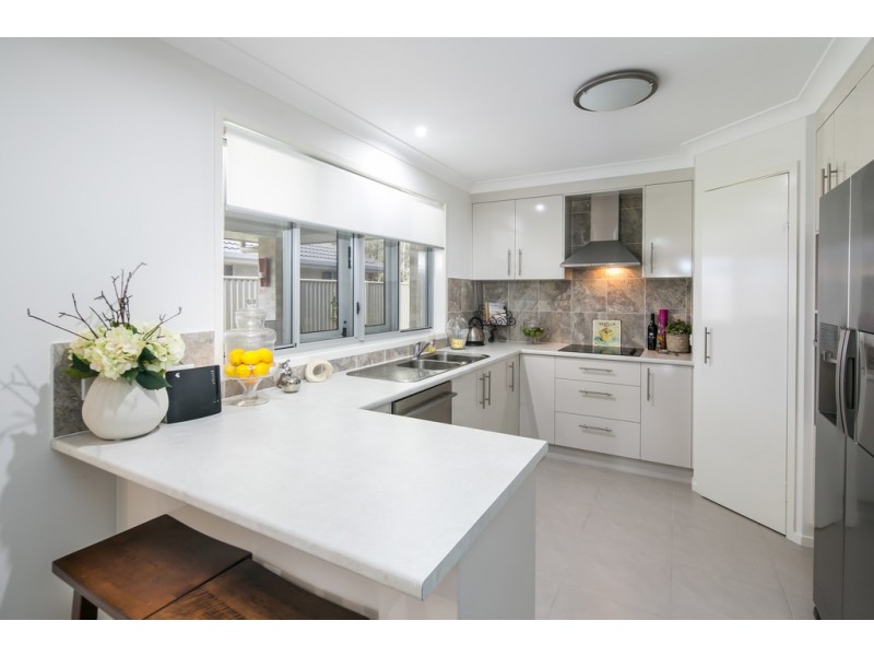 52 JERRYS PLACE, Thornlands QLD 4164