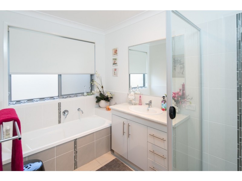 52 JERRYS PLACE, Thornlands QLD 4164