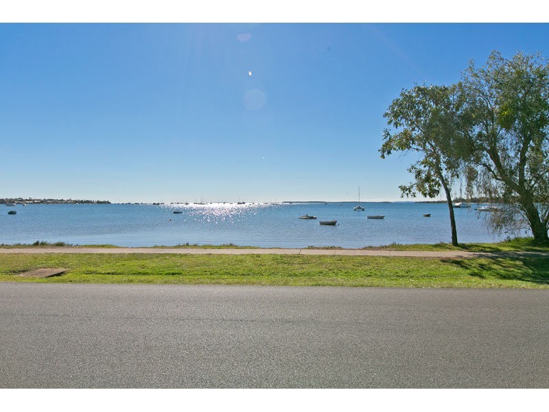 7 Wilson Esplanade, Victoria Point QLD 4165