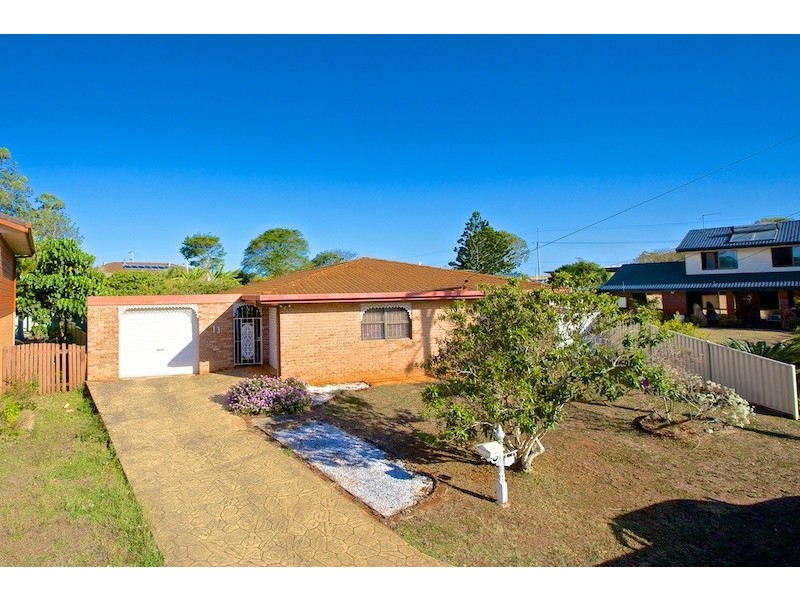 13 Angela Crescent, Cleveland QLD 4163