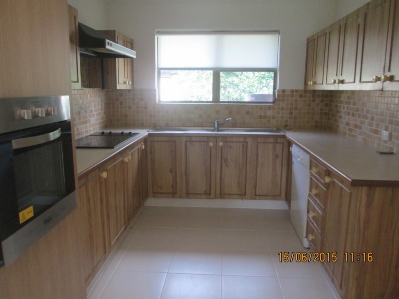 13 Angela Crescent, Cleveland QLD 4163