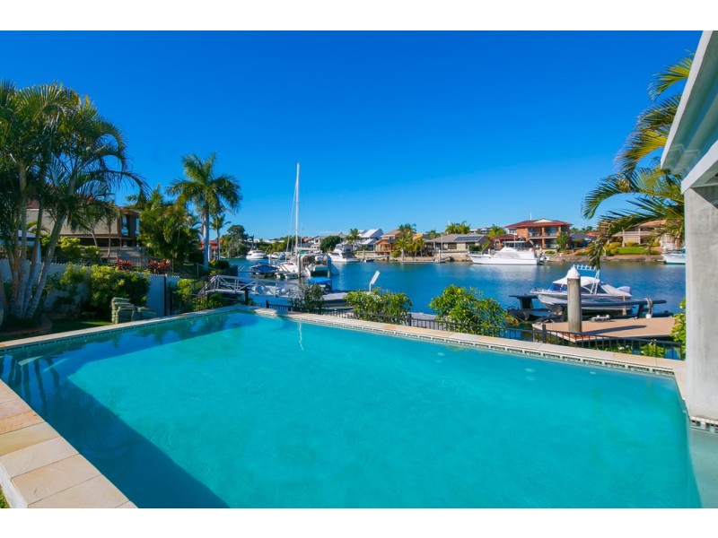 15 Anchorage Drive, Raby Bay QLD 4163