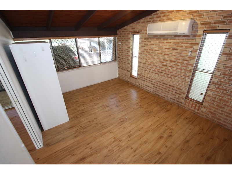 738 Old Cleveland Road, Wellington Point QLD 4160