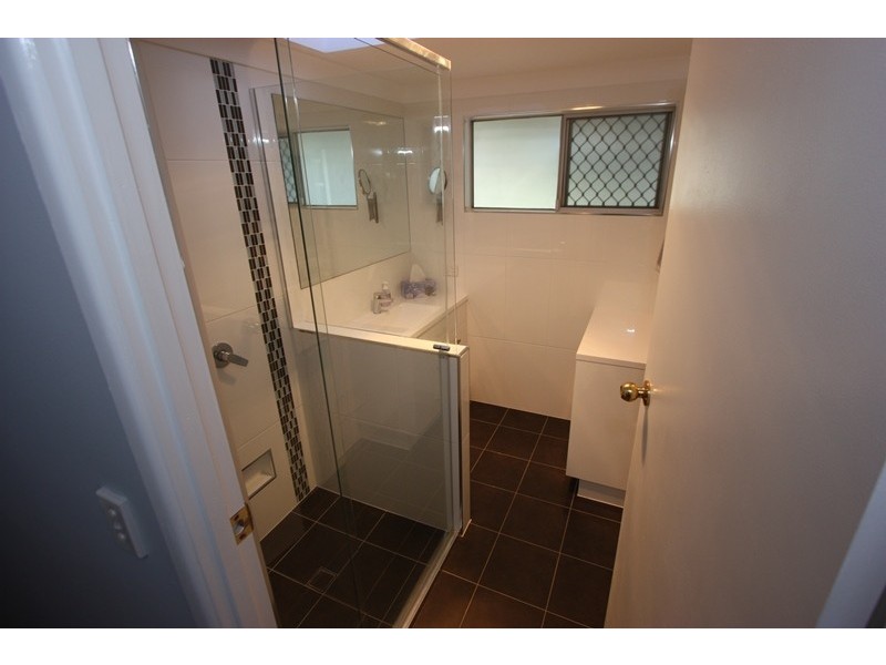 738 Old Cleveland Road, Wellington Point QLD 4160