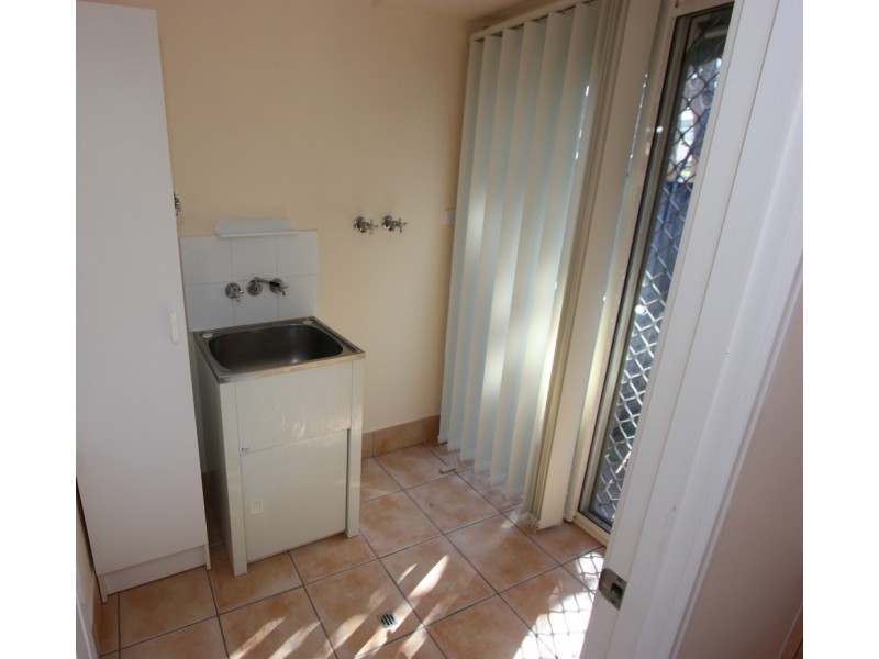 3/2 Homer Street, Cleveland QLD 4163