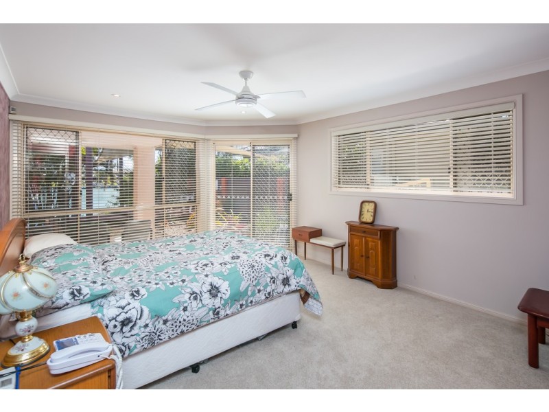 24 Seahaven Court, Raby Bay QLD 4163