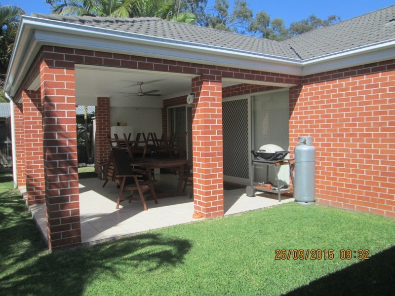 12 Darcelle Place, Ormiston QLD 4160