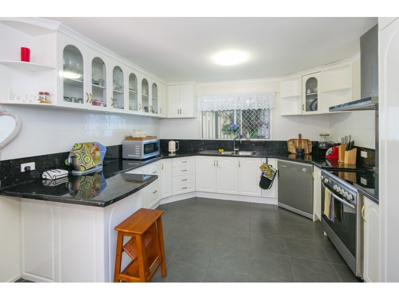 41 Strachan Road, Victoria Point QLD 4165