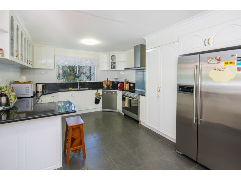 41 Strachan Road, Victoria Point QLD 4165