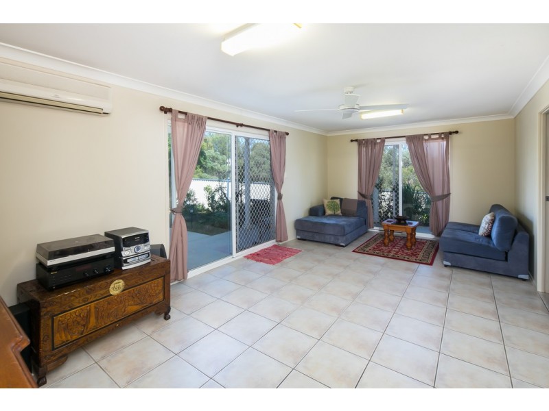 41 Strachan Road, Victoria Point QLD 4165