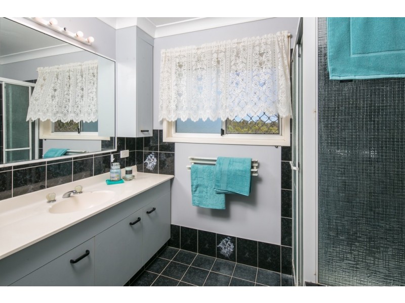 41 Strachan Road, Victoria Point QLD 4165