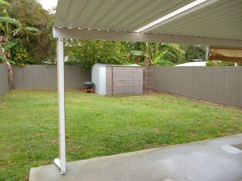 10 Mark Street, Redland Bay QLD 4165