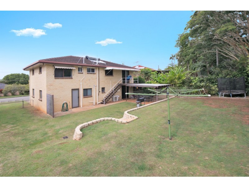 11 Werong Crescent, Cleveland QLD 4163