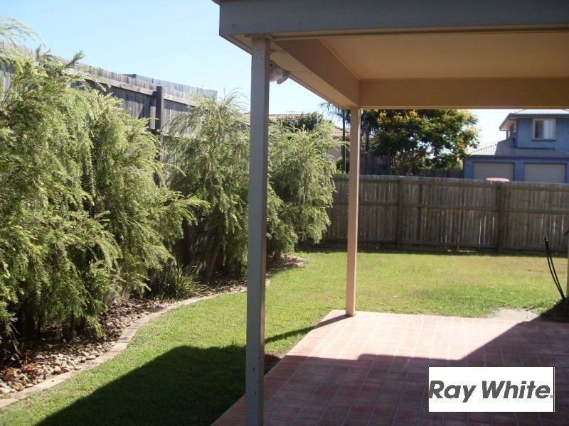 2 Burkett Crescent, Victoria Point QLD 4165