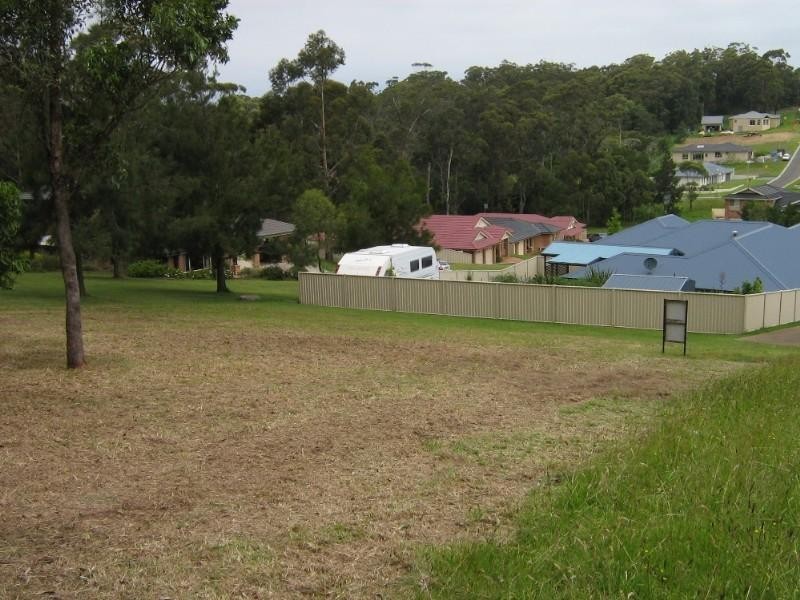 14 Huntingdale Drive, Mollymook NSW 2539