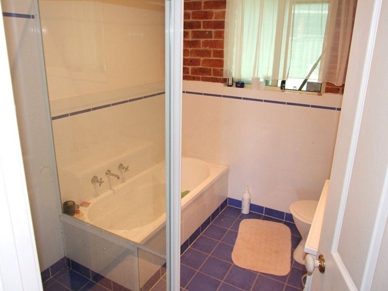 9 Bonnie Troon Close, Dolphin Point NSW 2539