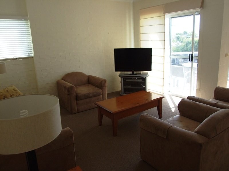 9/17 Golf Avenue, Mollymook NSW 2539