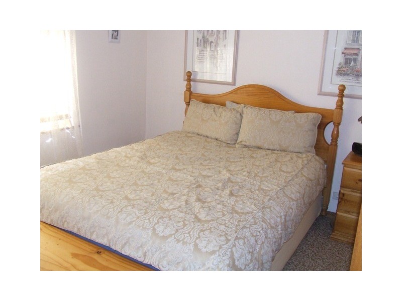 20 Buckland Street, Mollymook NSW 2539