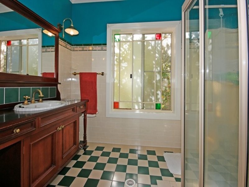 2 Kendall Crescent, Burrill Lake NSW 2539