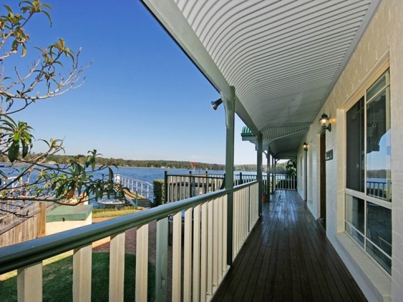 2 Kendall Crescent, Burrill Lake NSW 2539